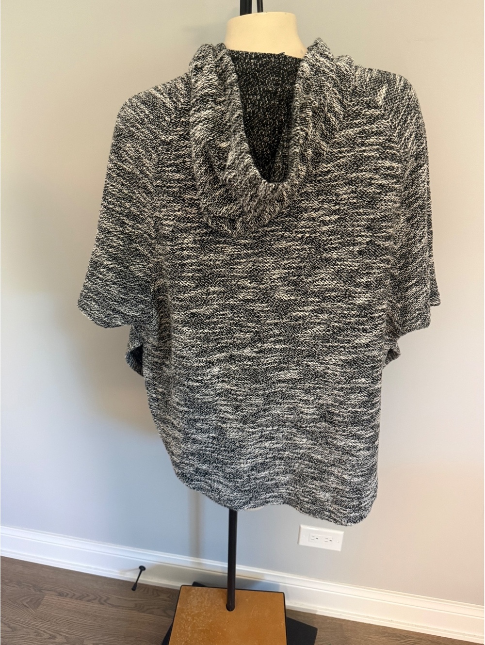 Anne Klein Sport Black and White Marled Zip-Up Hoodie - Picture 7 of 11
